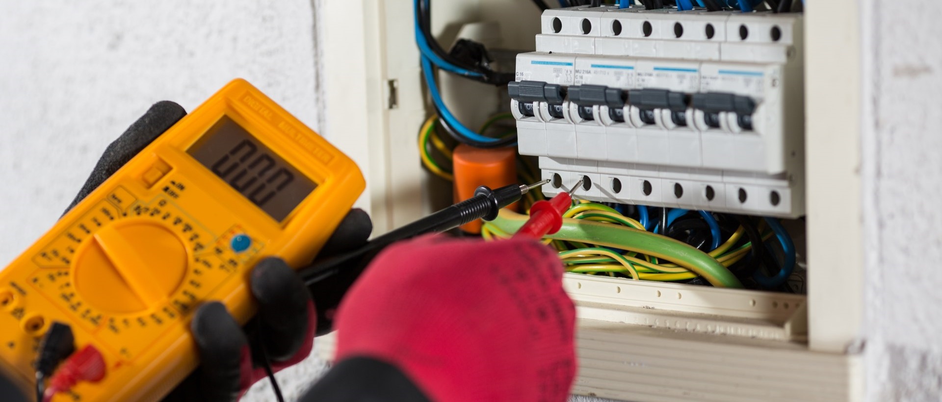 Electricians NW7